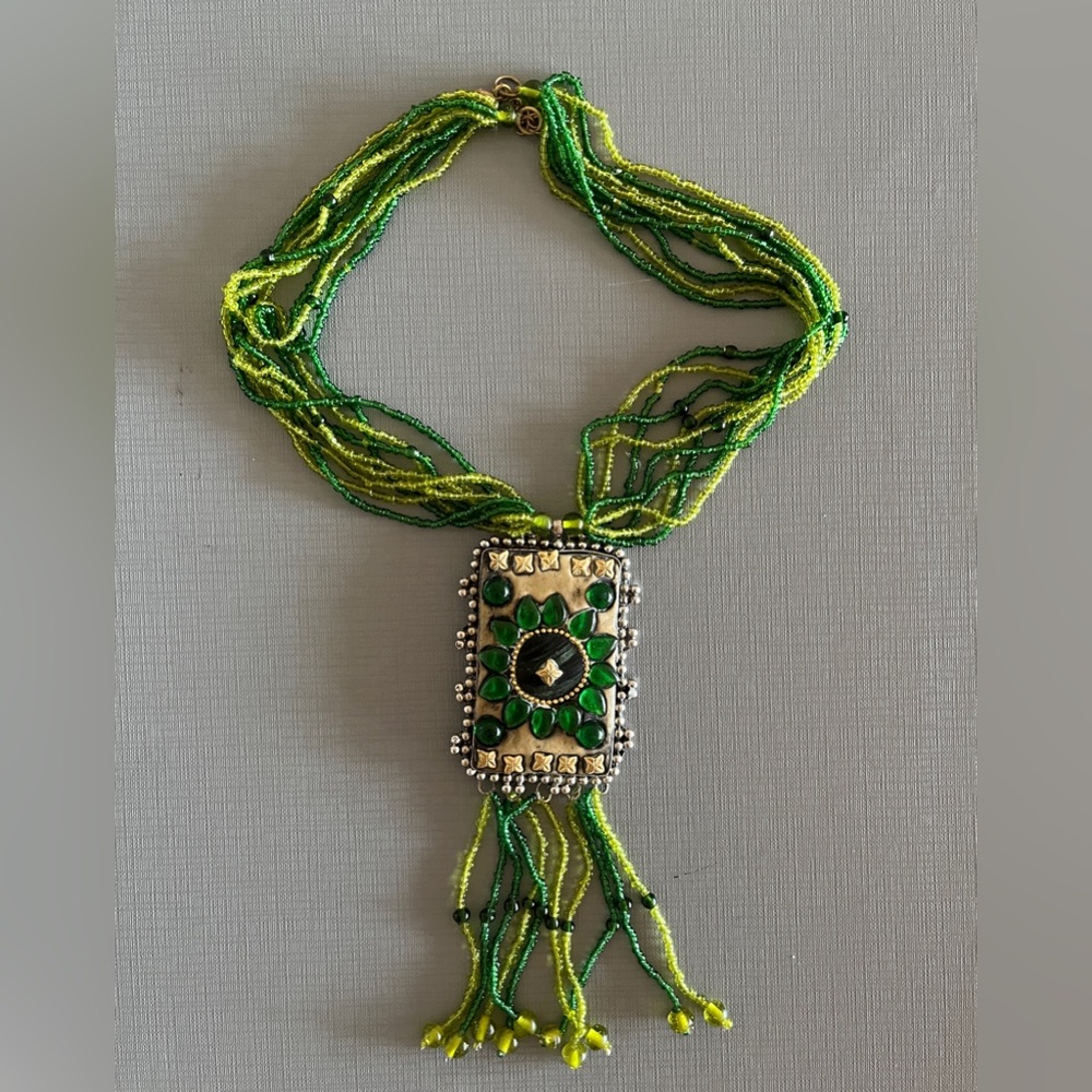 Vintage Boho Green Beaded Necklace